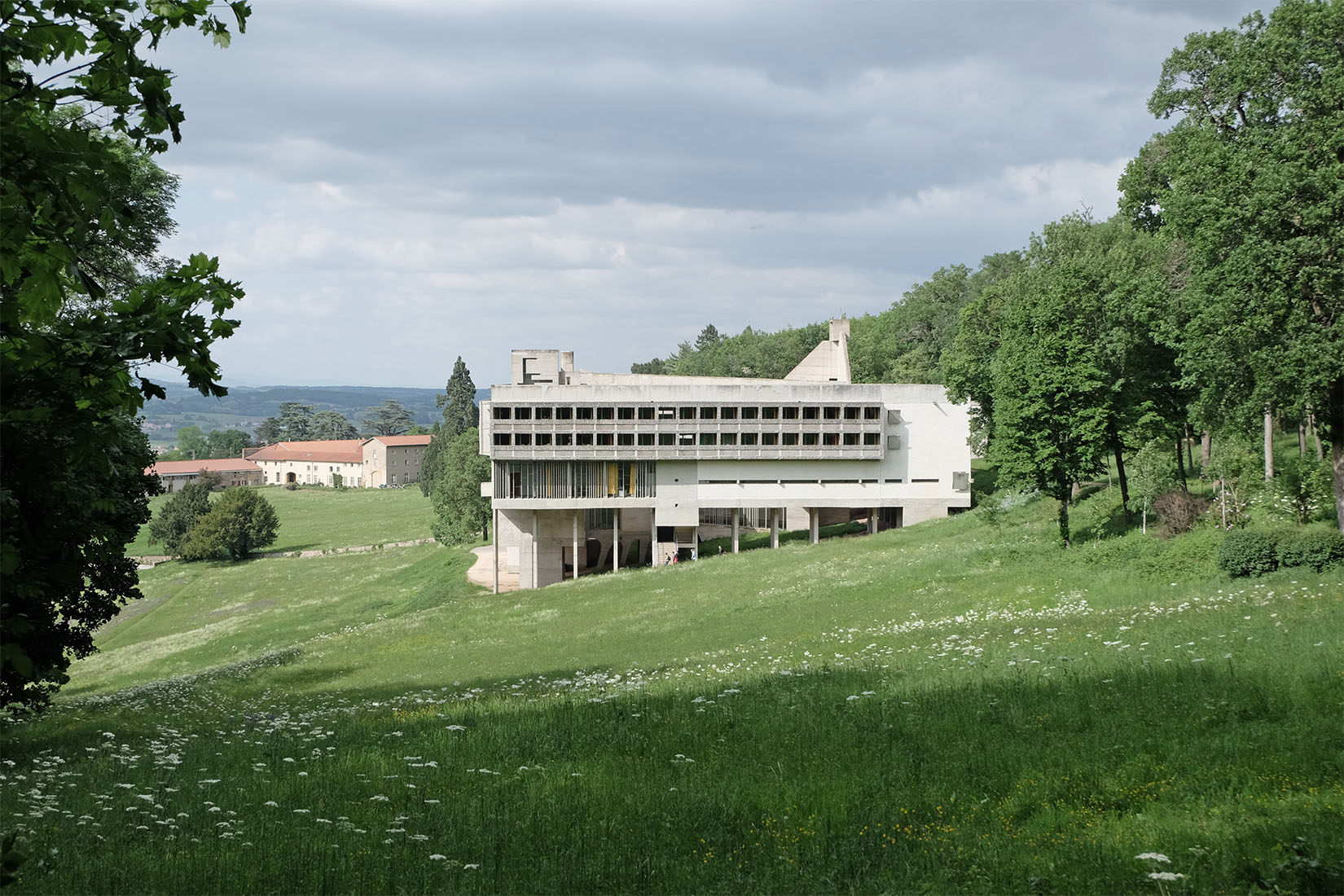 Archipicture Eu Le Corbusier Couvent Sainte Marie De La Tourette